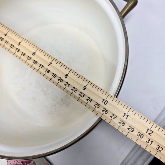 Vintage Normandy Taiwan Lily Floral Enamelware Casserole Dish With Lid & Brass H - Picture 12 of 12